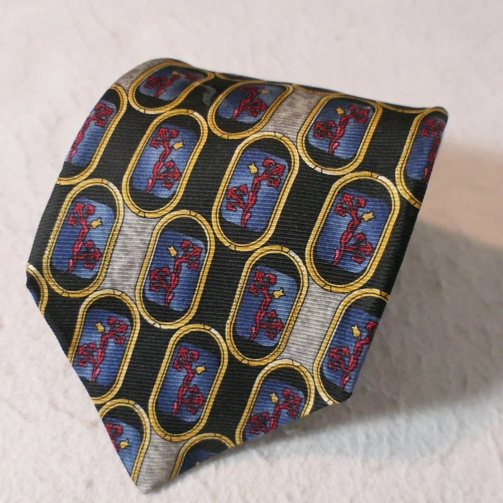 Guy Laroche Mens Silk Necktie OS Black Blue Red Medallion Dark Academia Formal